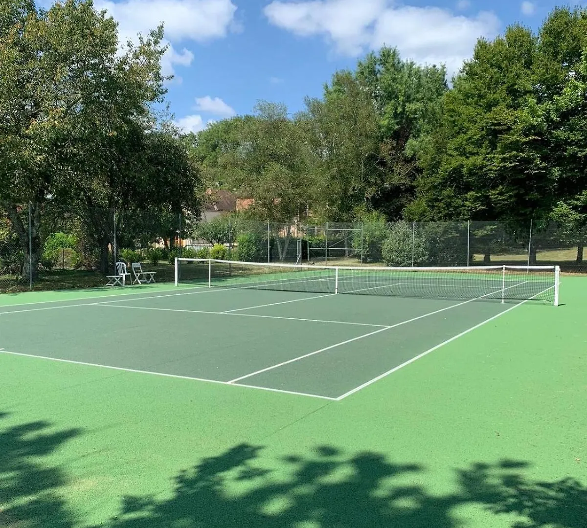 Residence With Pool And Tennis - Saint Sozy Frankreich